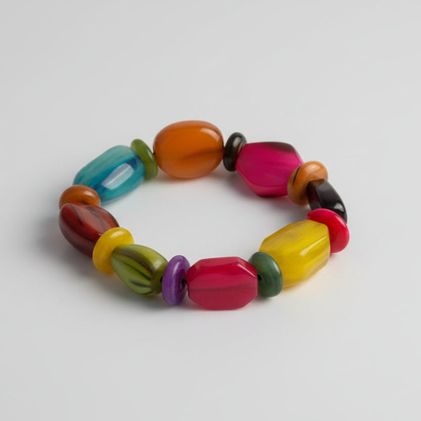 bijoux en corne réalisés par des artisanes malgaches 